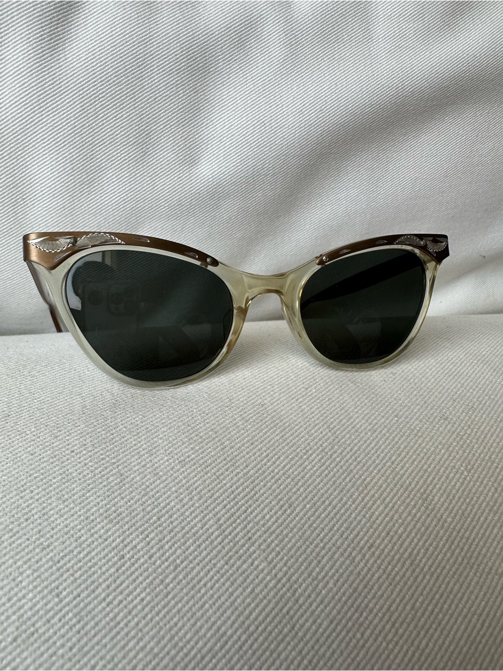 Vintage Romida Cat Eye Sunglasses 1950s Eyewear 5 3/4 with brand new UV lenses